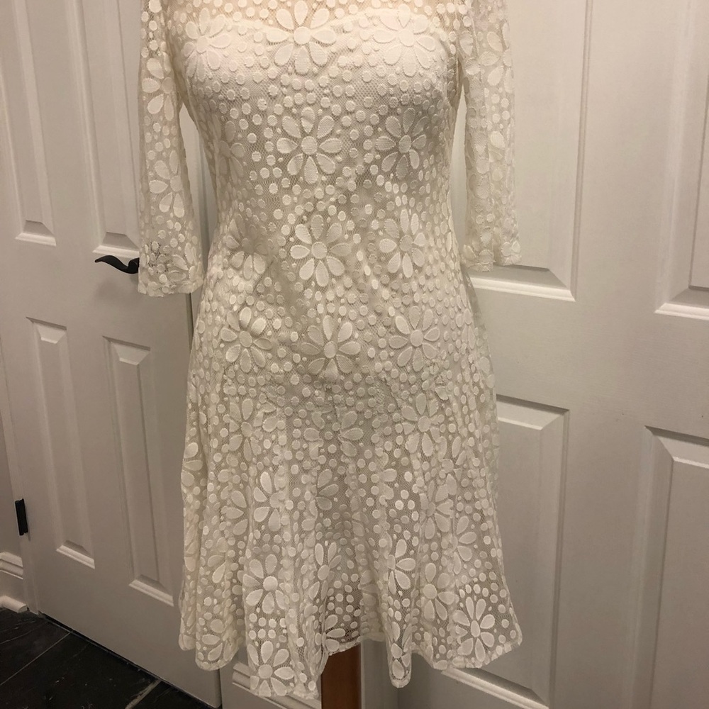 Betsey Johnson white late dress Sz 6 NWT